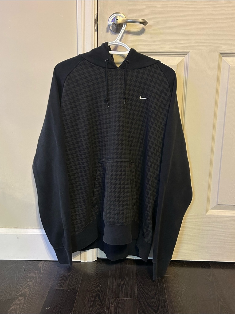 Nike Mens Black Gray Houndstooth Pullover Hoodie Sweatshirt